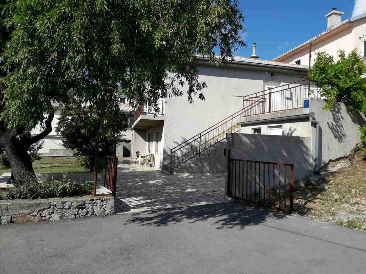 Apartment Damir Senj  Exterior foto